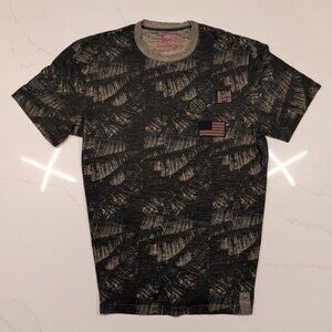 VTG Rare American Rag Men Sz M Americana Leaf Short Sleeve T-shirt Military Camo